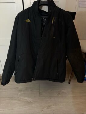 Black Insulated winter/ski jacket